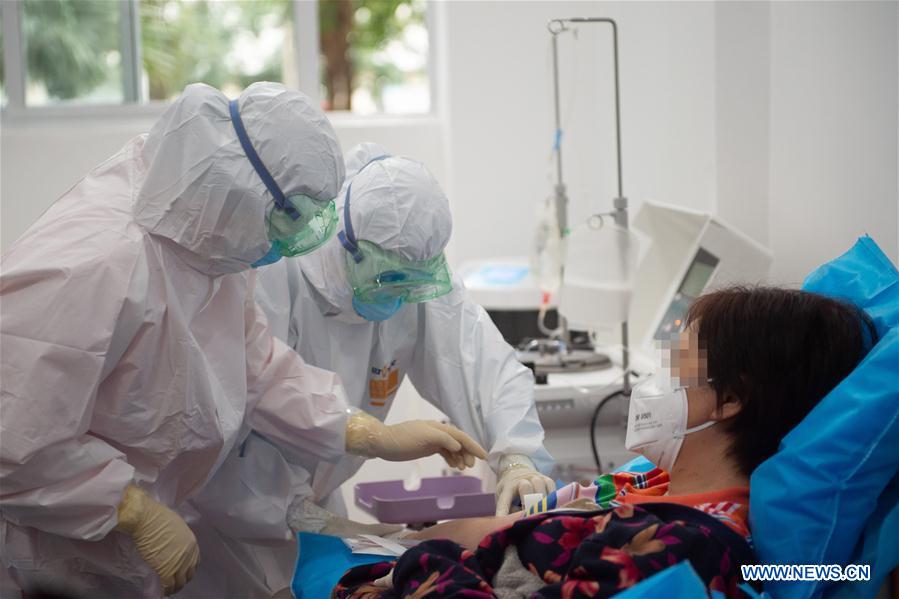 Más de 10.000 pacientes con coronavirus curados en China