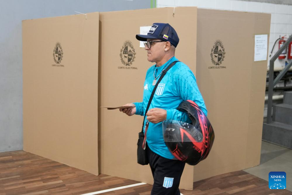Uruguayos votan con normalidad en elecciones departamentales, difunde Corte Electoral