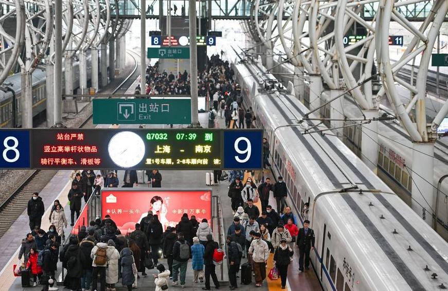 Temporada alta de viajes de Fiesta de Primavera de China comienza con pronóstico de cifras récord