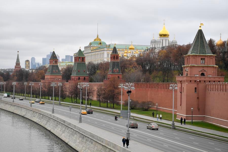 Kremlin da bienvenida a discusiones en UE sobre diálogo con Rusia