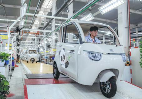 Vehículos eléctricos de tres ruedas ganando aceptación en el extranjero