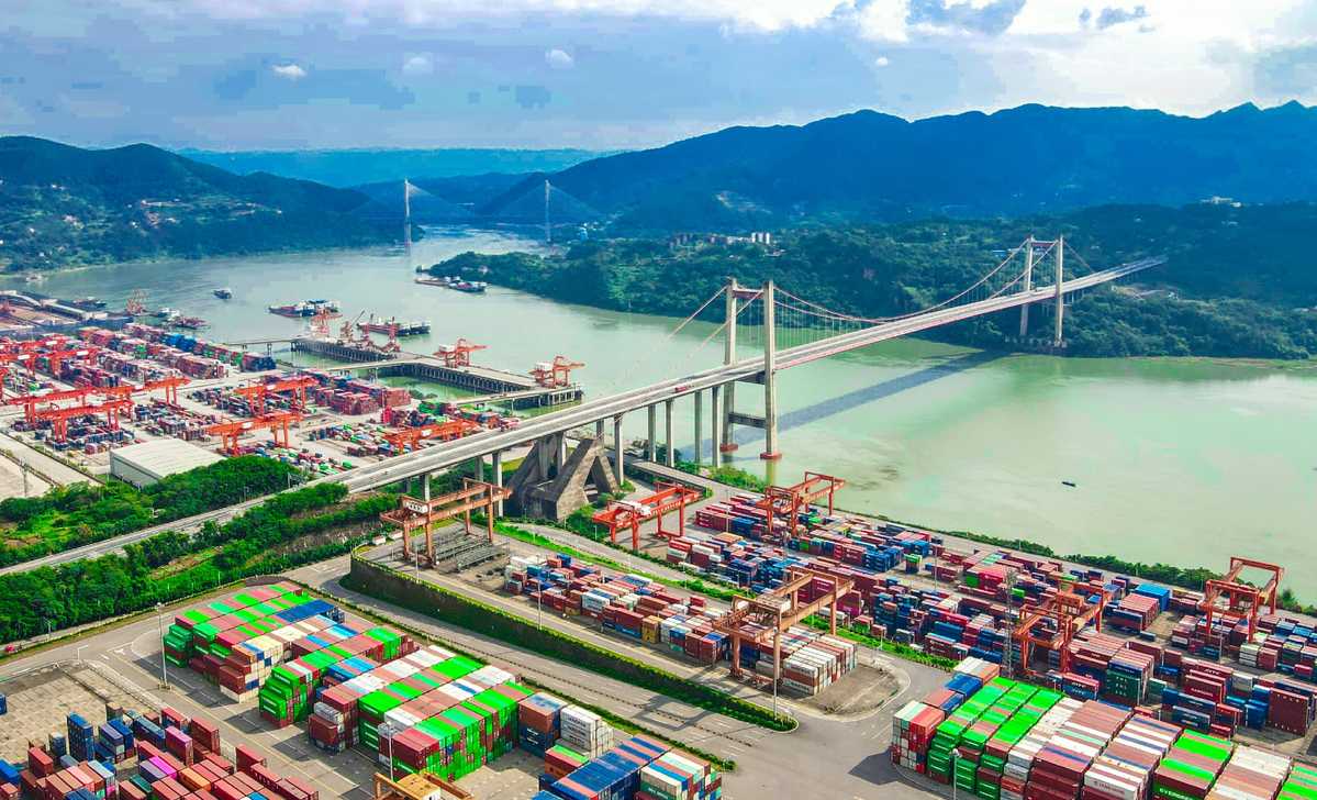 Vista aérea del Puerto Guoyuan de Chongqing. [Foto: Wang Yantong / China Daily]