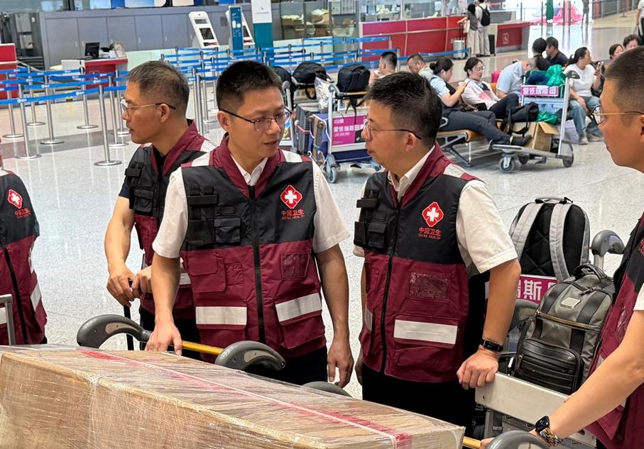 Un segundo grupo de expertos médicos chinos viajará a la RDC para ayudar a combatir el brote de ébola