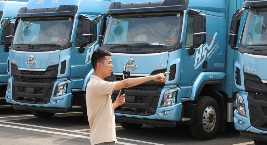 China tendrá más de 1,6 millones de camiones pesados de nueva energía para 2030