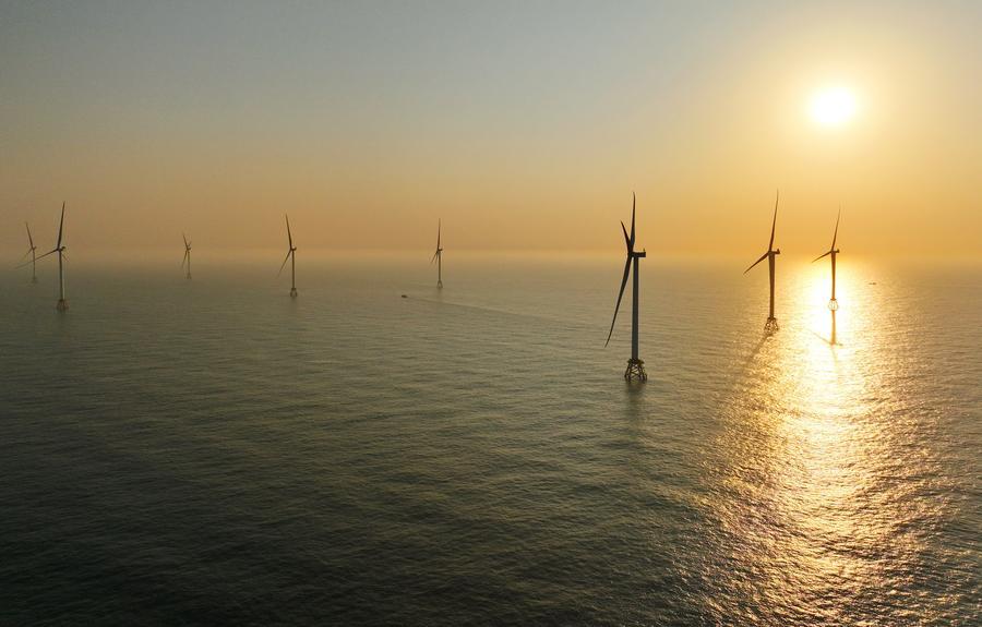 China busca elevar a 50 % generación de energía no fósil para 2030