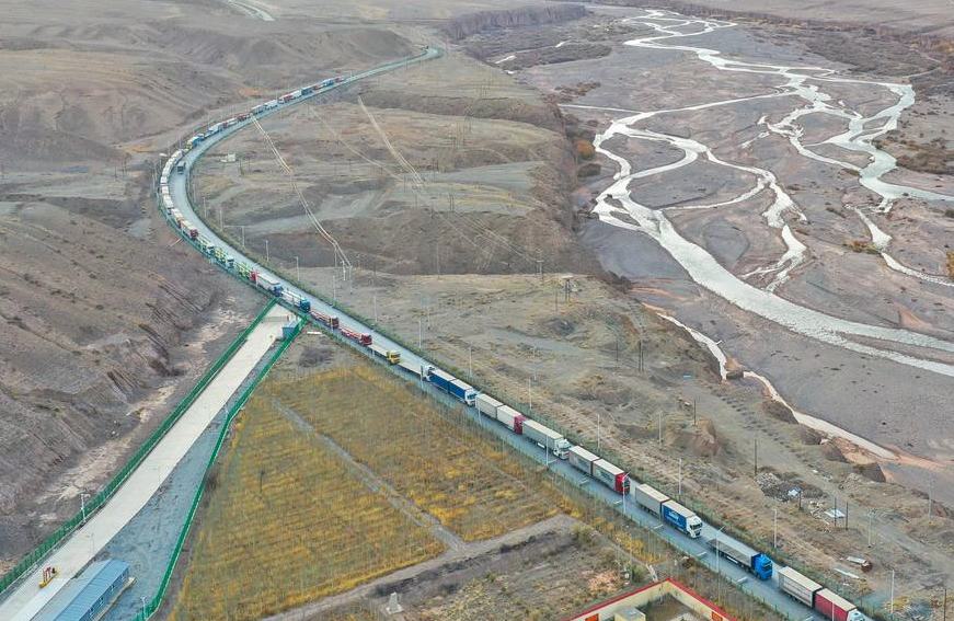 Xi impulsa un futuro compartido con los países vecinos de China