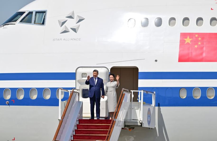 Xi afirma que la cooperación entre China y Kirguistán ha entrado en un "período dorado" de desarrollo rápido