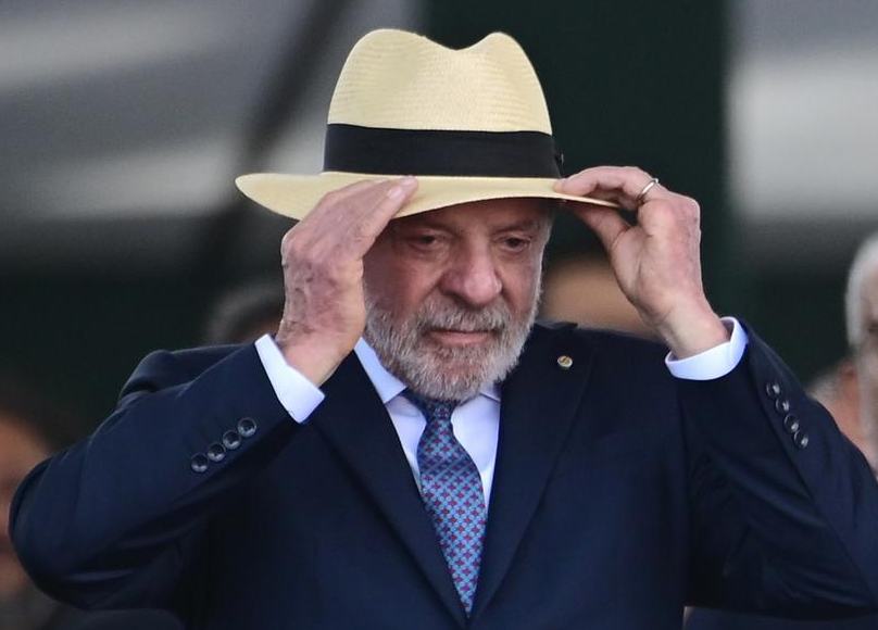 Reducción de tasas y superávit sin cortar gasto social son dos objetivos de Lula en caso de ser reelecto en Brasil