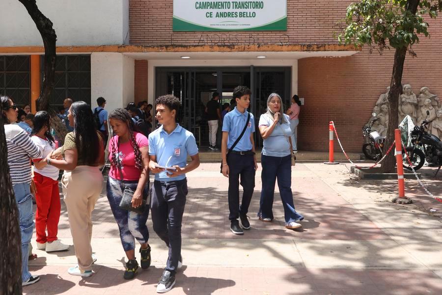 Más de seis millones de estudiantes comienzan curso escolar en Venezuela