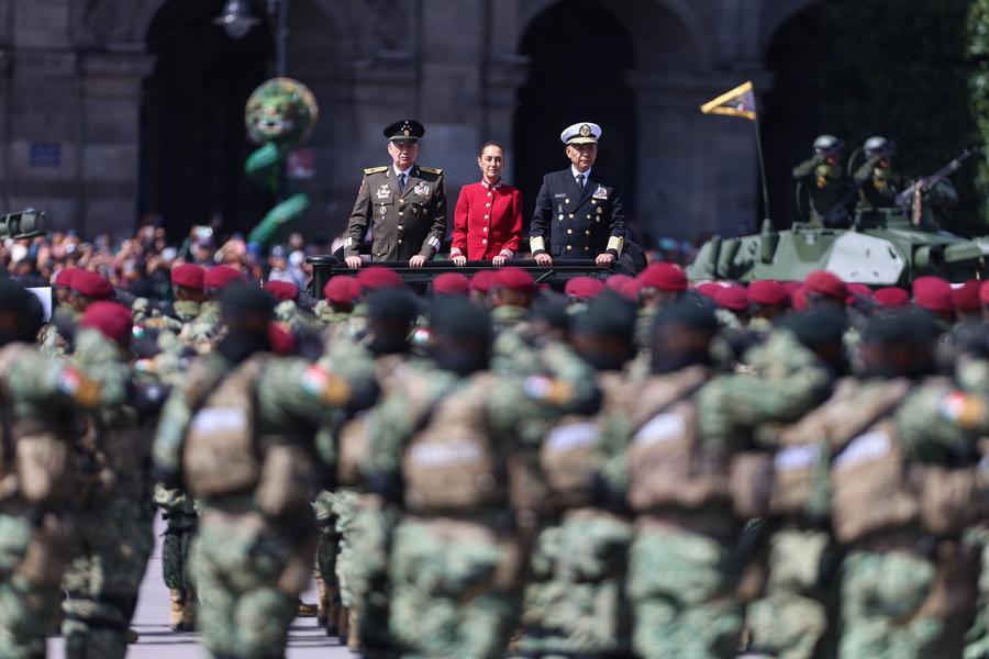Sheinbaum reafirma soberanía de México durante desfile de Independencia