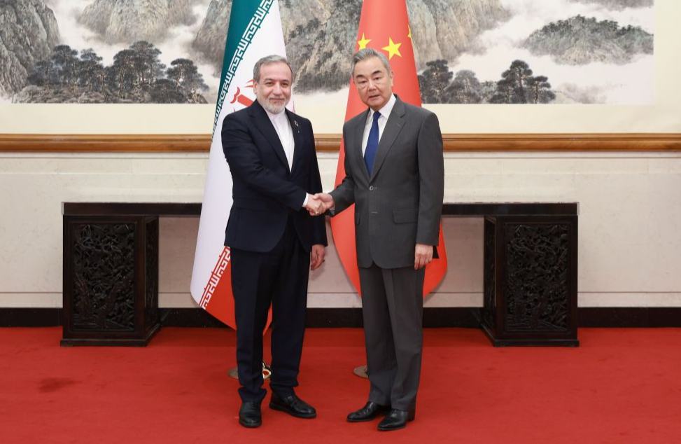 China alienta a Irán y EEUU a regresar a Memorando de Entendimiento de Islamabad, afirma máximo diplomático chino