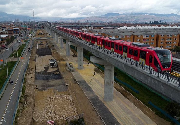 La visita a la Línea 1 del Metro de Bogotá no fue «para la foto»: embajador chino responde a las críticas del exalcalde