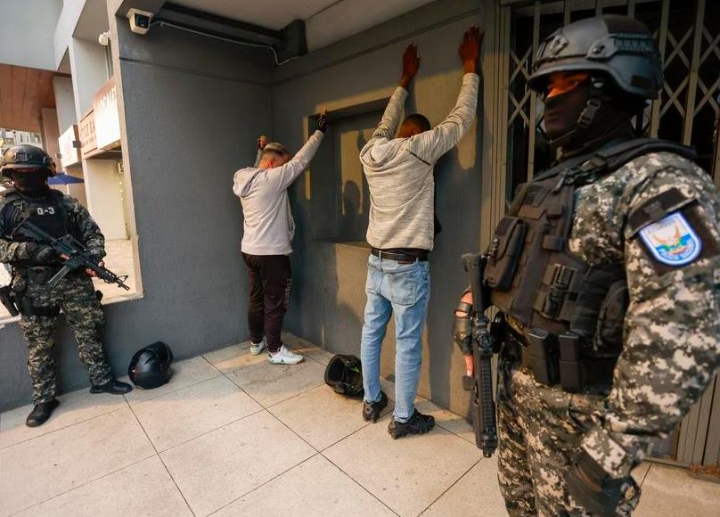 Toque de queda focalizado en Ecuador deja 506 aprehendidos y 3,1 toneladas de droga incautadas