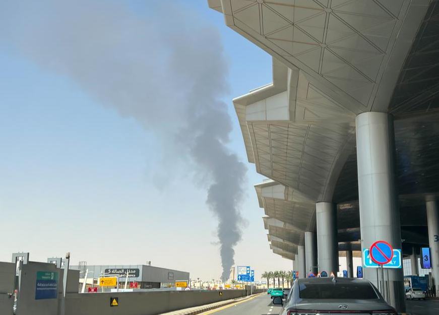 Veinte ataques de hutíes contra aeropuerto en Riad dejan 17 muertos en octubre, informa coalición liderada por Arabia Saudí
