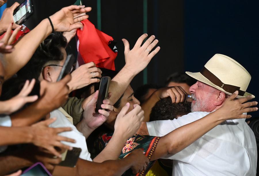 Lula califica como hecho 